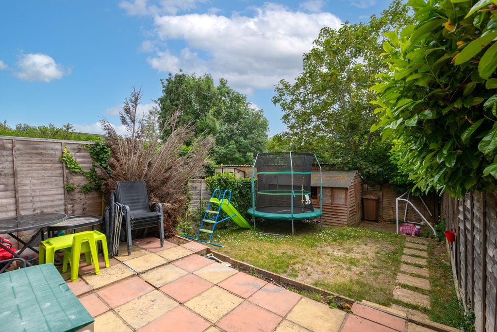 Property photo 2 of 14