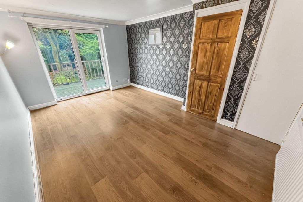 Property photo 3 of 15 3.Jpg