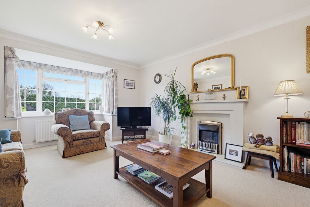 Property photo 2 of 30