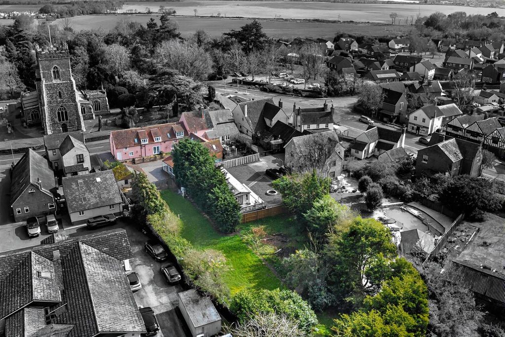 Property photo 1 of 32 Plot Outline