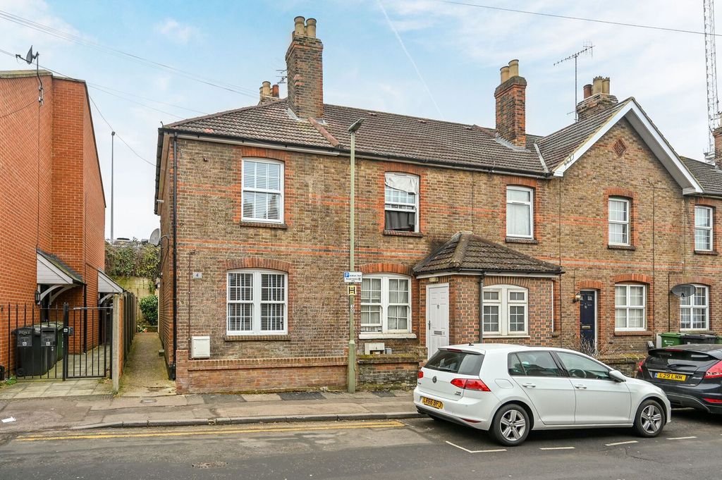 Property photo 1 of 16