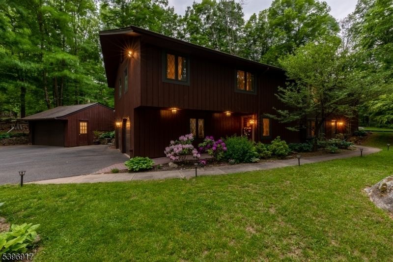 Property photo 3 of 8 <Alttext/>