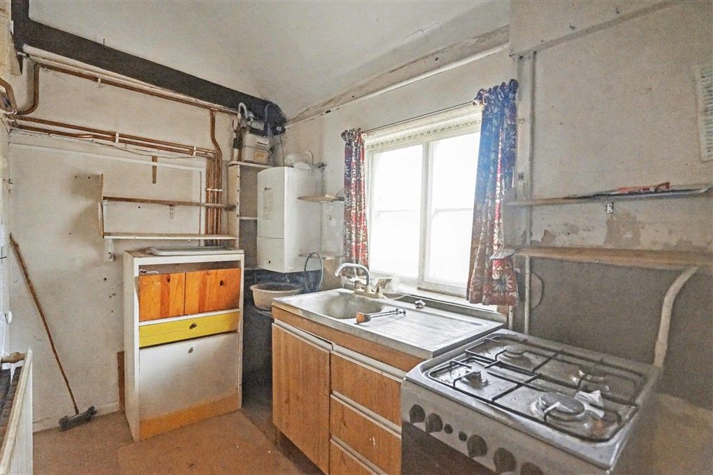 Property photo 3 of 5