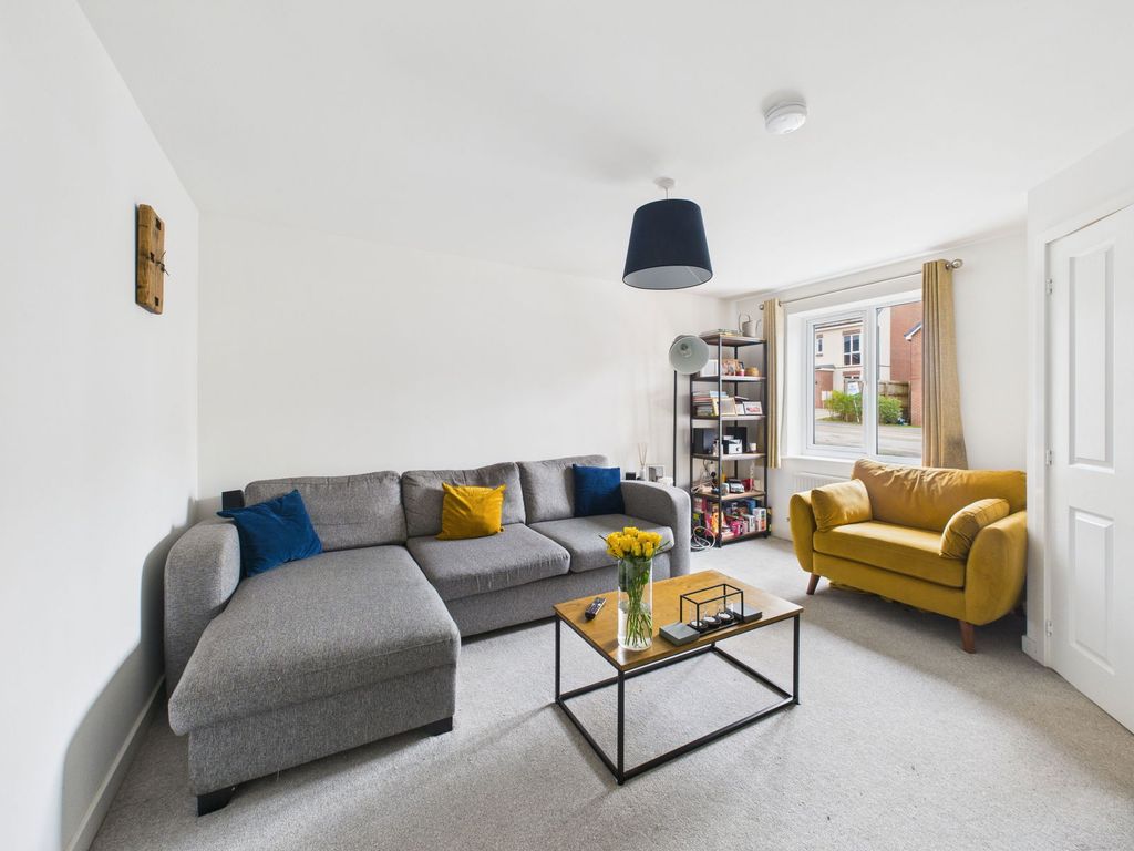 Property photo 2 of 14