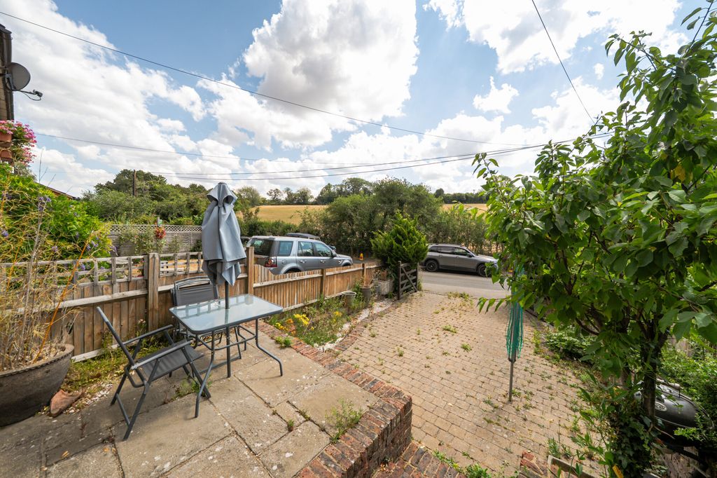 Property photo 2 of 16