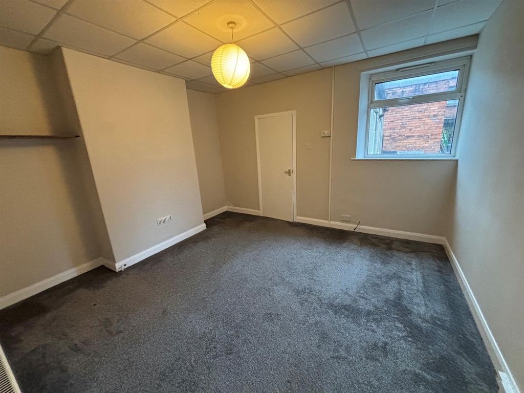 Property photo 2 of 4 Lounge.Jpg