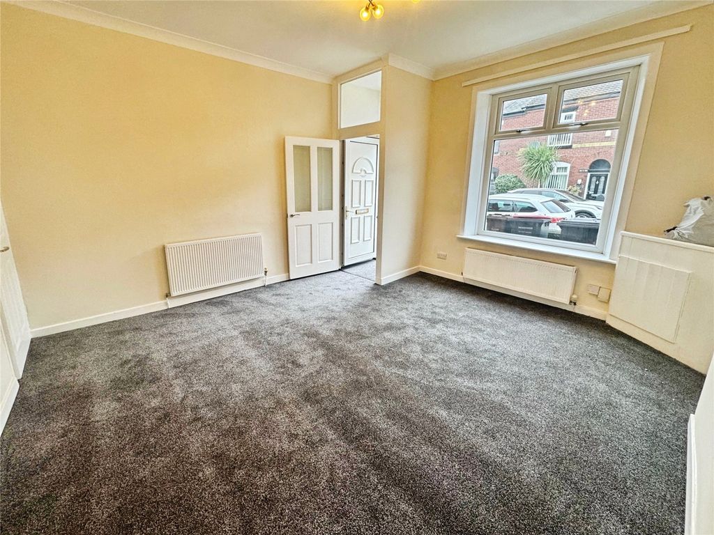 Property photo 3 of 15 Picture No. 11