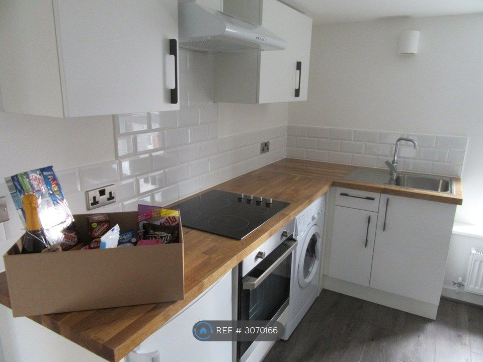 Property photo 3 of 4
