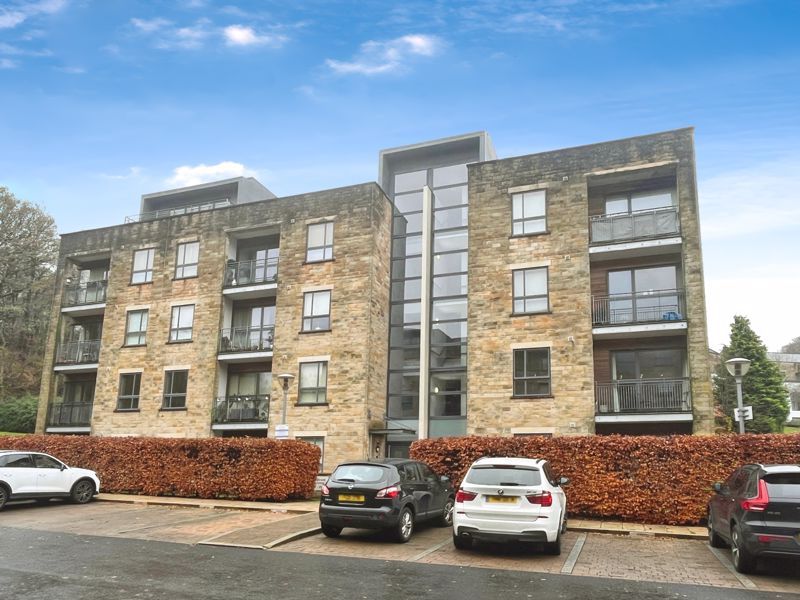 Property photo 1 of 19 Front External