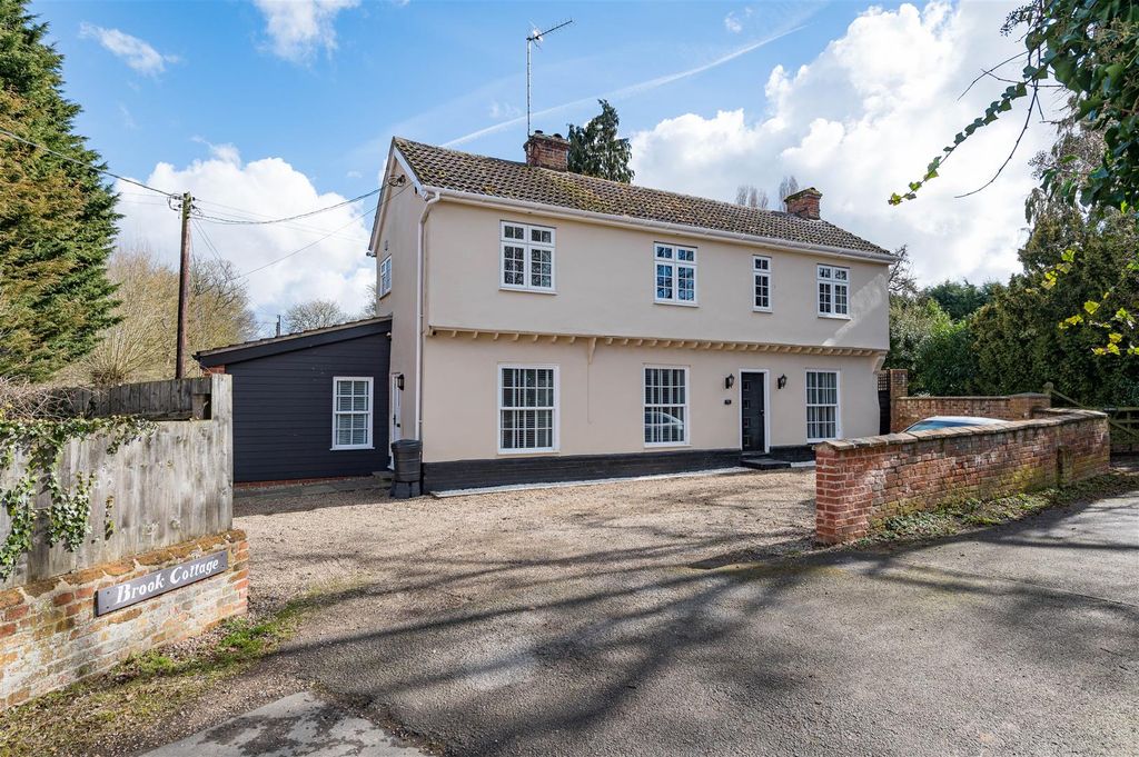 Property photo 1 of 18