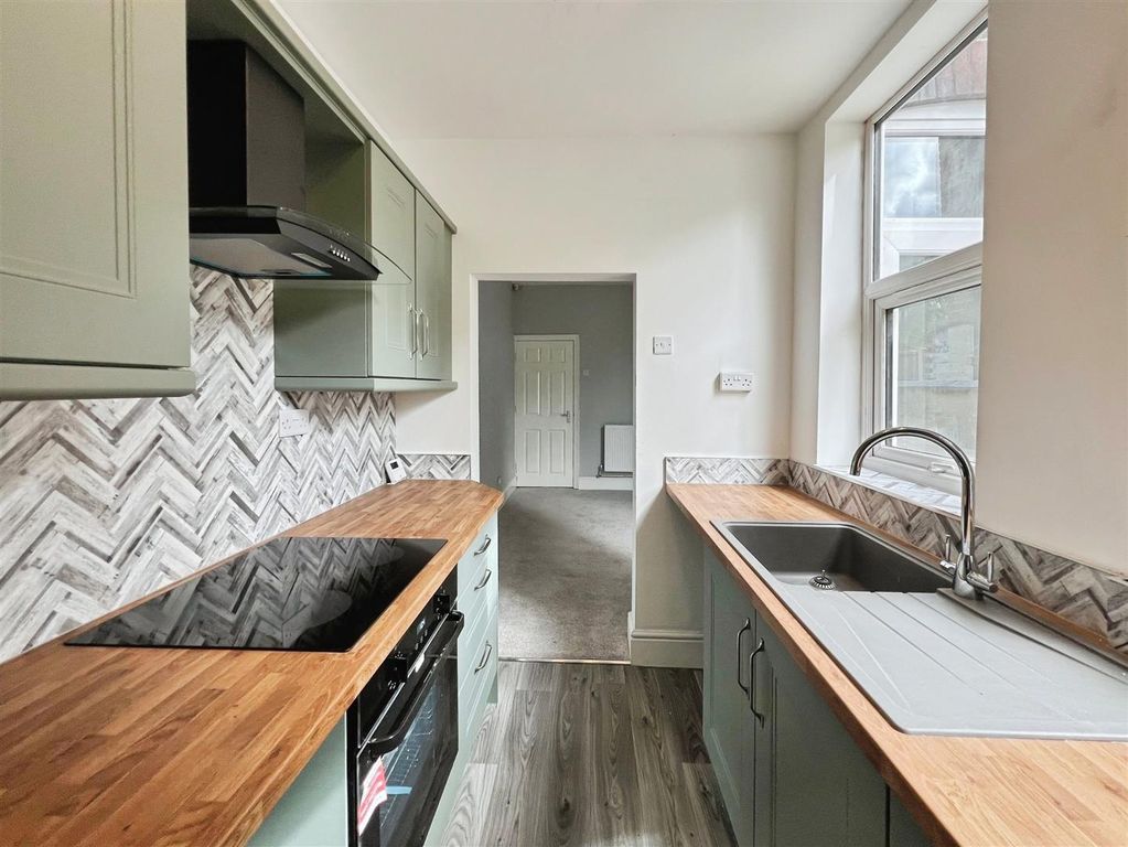 Property photo 2 of 16 4295c810-Img_6117.Jpg