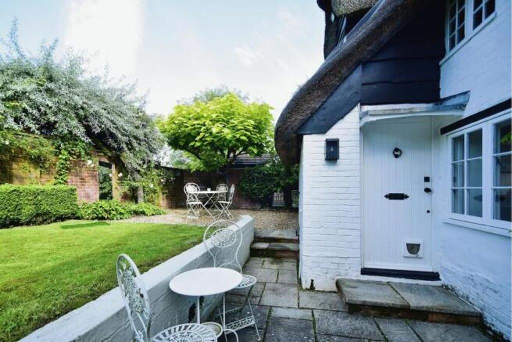 Property photo 2 of 15