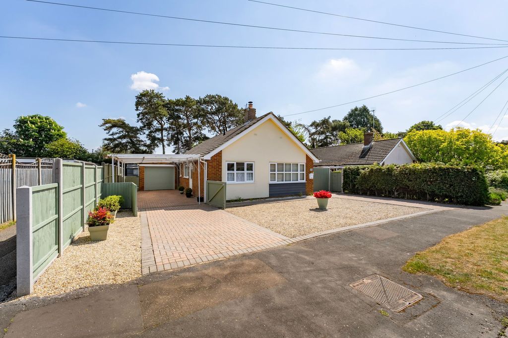 Property photo 1 of 18