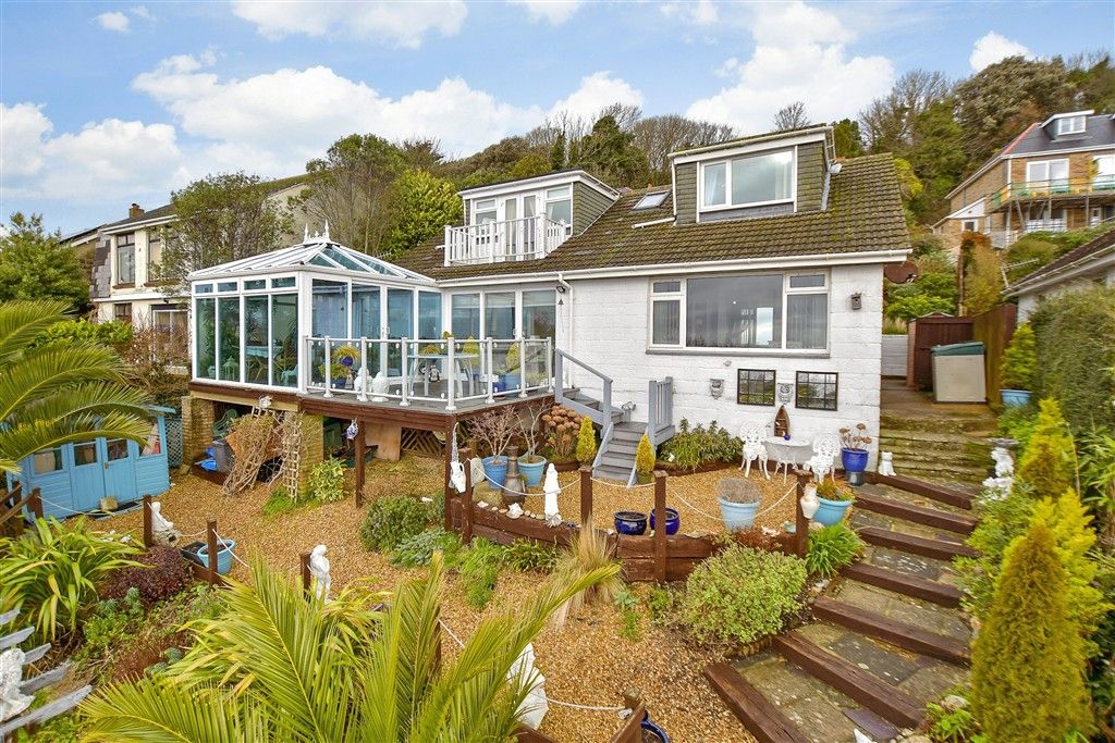 Property photo 1 of 17 External Aspect