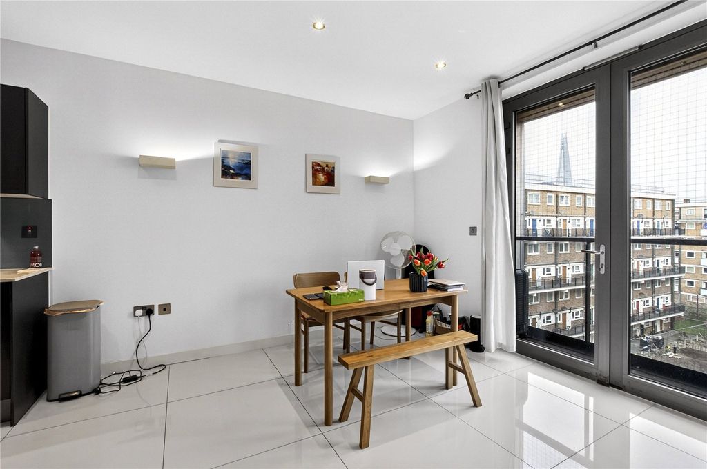 Property photo 3 of 10 Reception Room