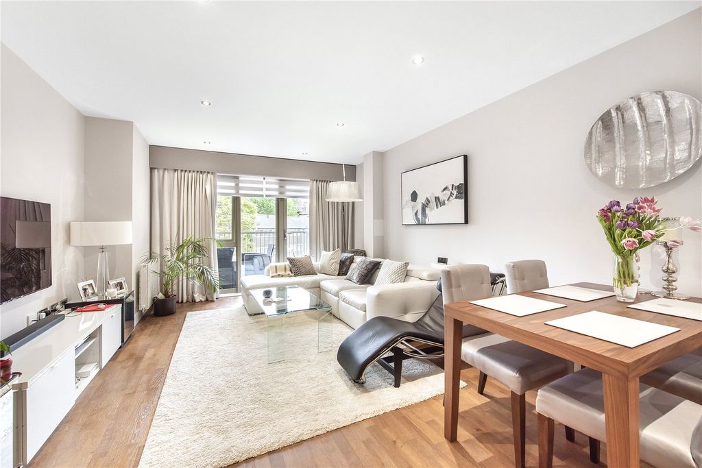 Property photo 1 of 12 Reception Room