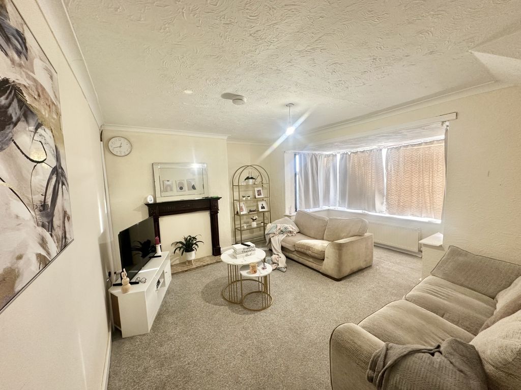 Property photo 2 of 9 Img_4807