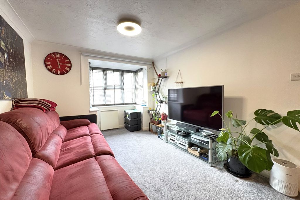 Property photo 3 of 7 Picture No. 19