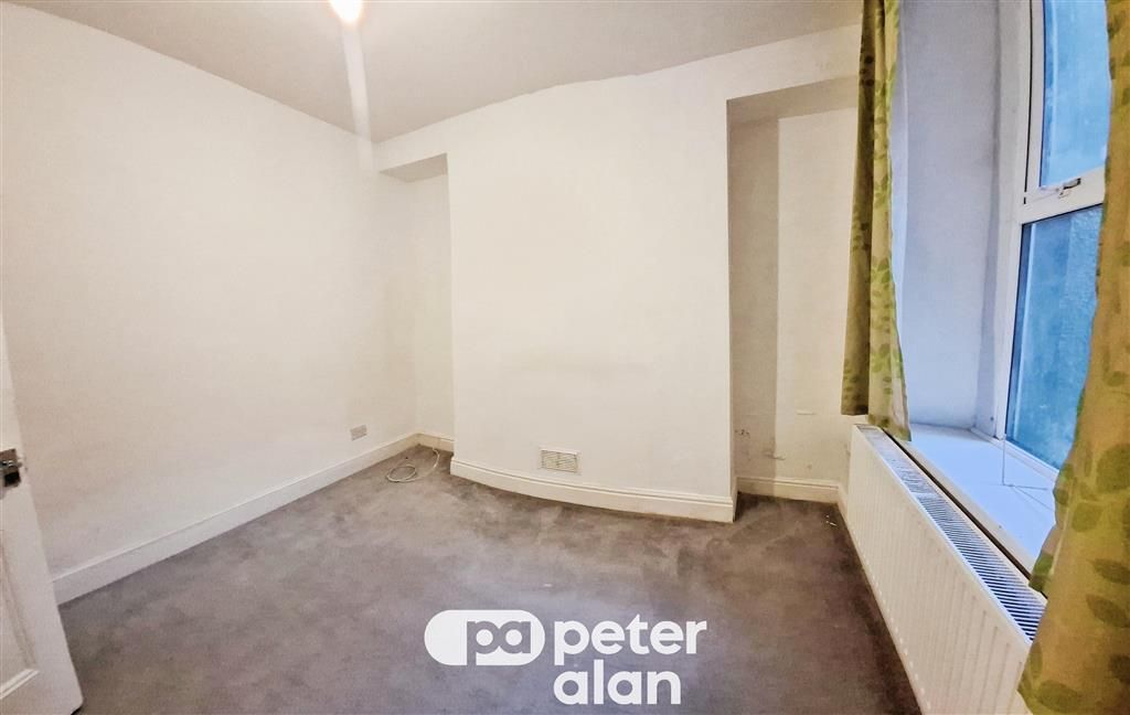 Property photo 3 of 14 Balcony