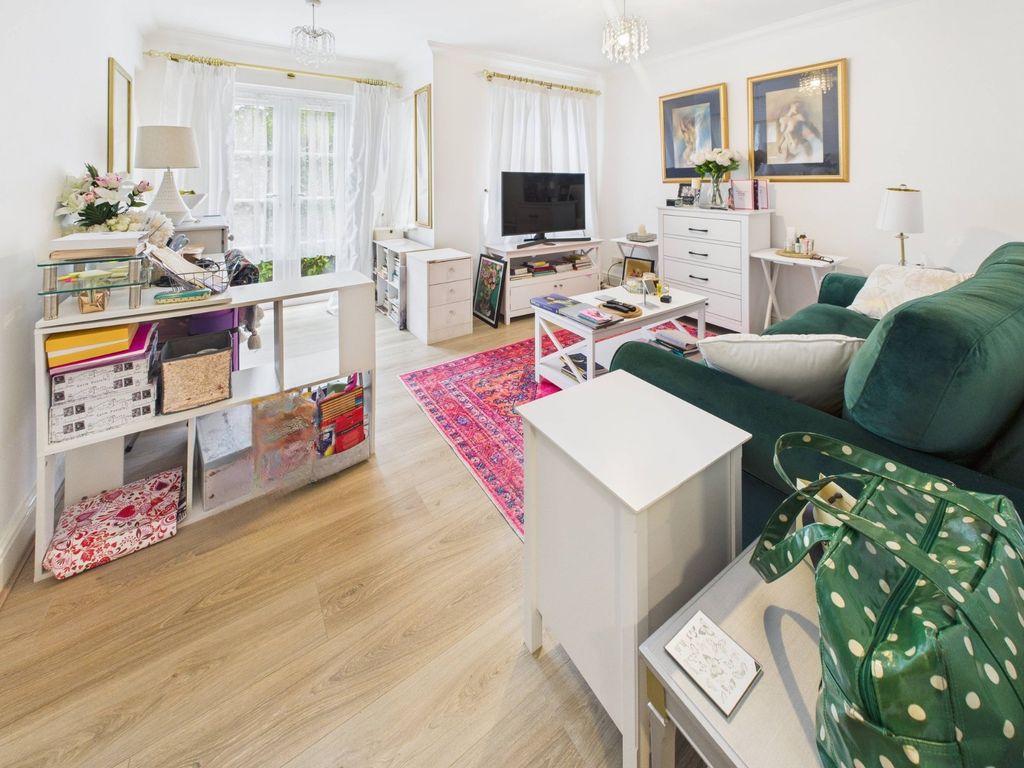 Property photo 2 of 8 Living/Dining Room