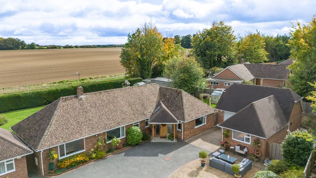 Property photo 2 of 58