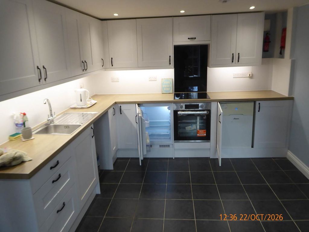 Property photo 2 of 18 P1220185