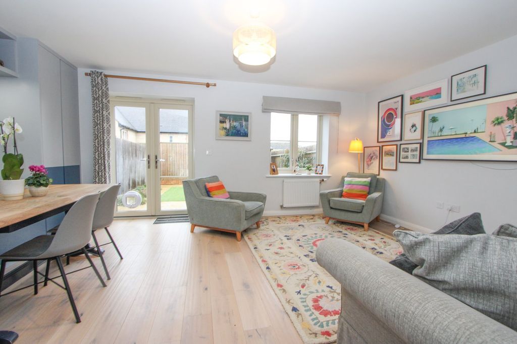 Property photo 3 of 26