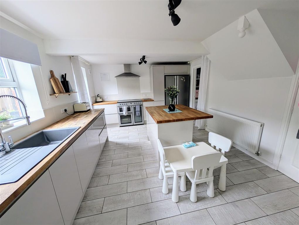 Property photo 3 of 19 Open Plan Kitchen Diner