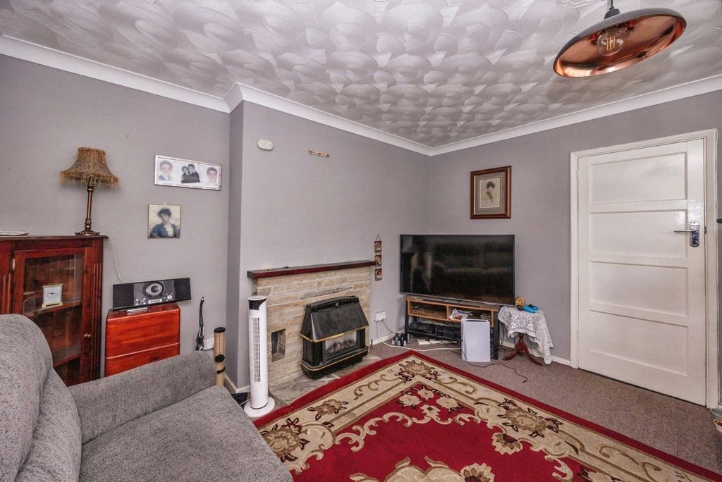 Property photo 3 of 15 Picture No. 04