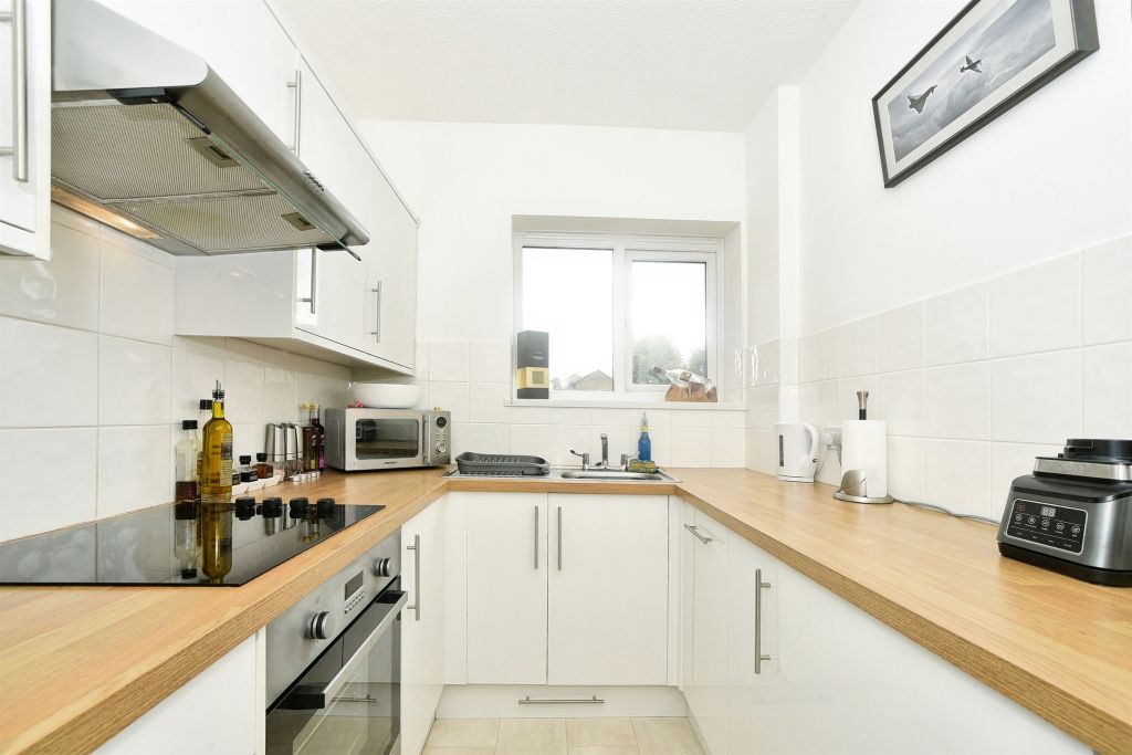 Property photo 3 of 8