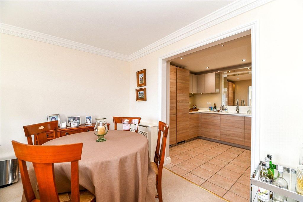 Property photo 3 of 15 Picture No. 06