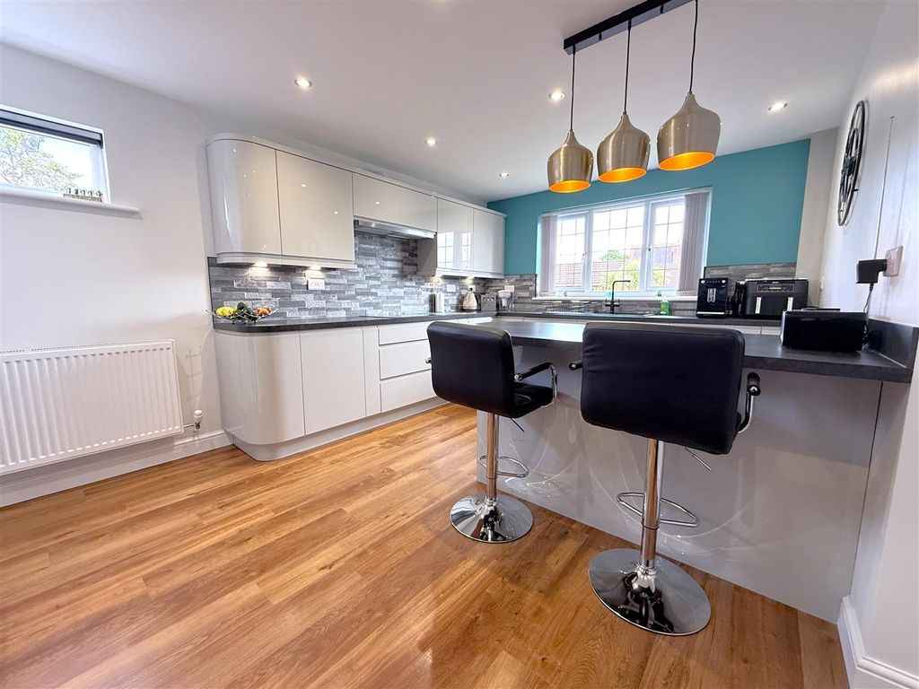 Property photo 2 of 18 Img_6295.Jpg