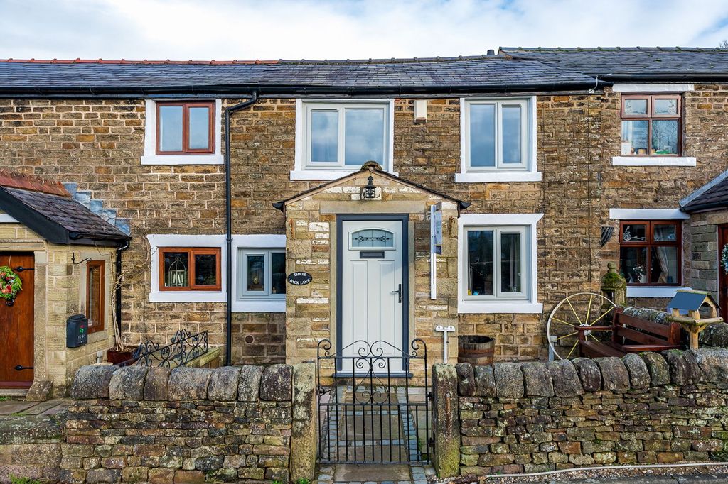 Property photo 1 of 42