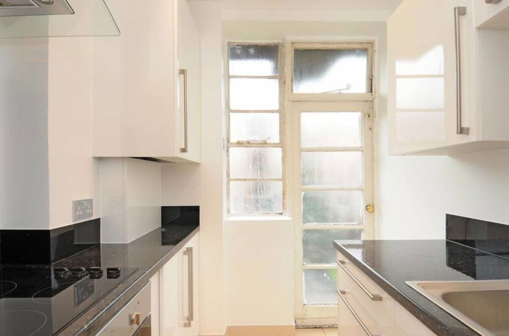 Property photo 3 of 4