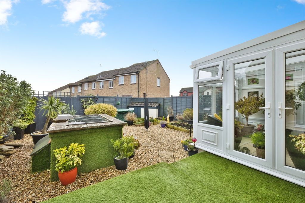 Property photo 2 of 18