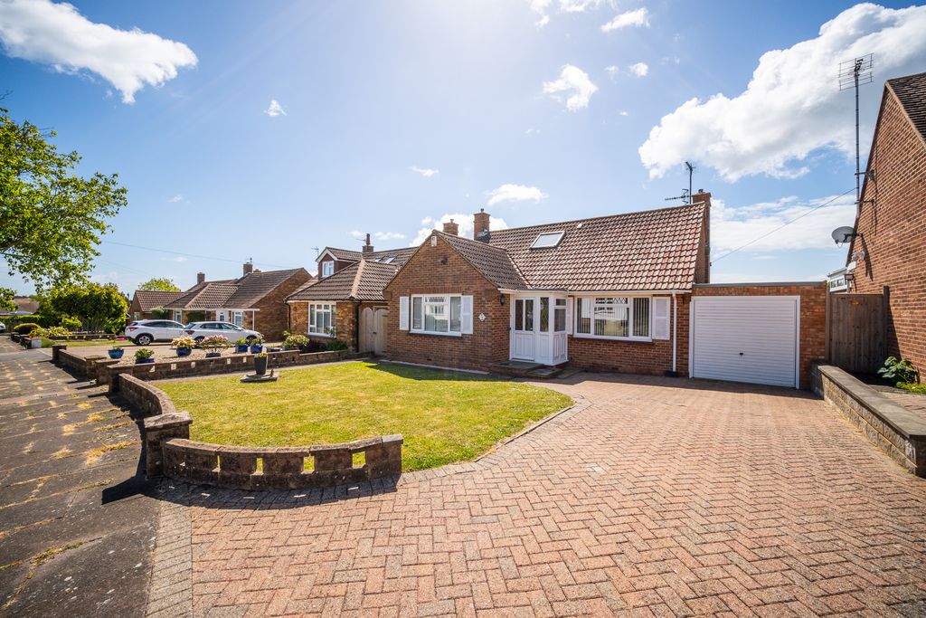 Property photo 1 of 30