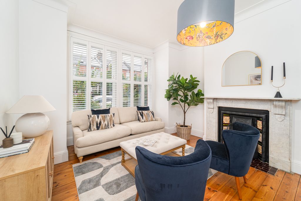 Property photo 1 of 25 Ndb02855-Edit