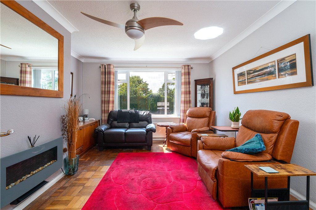 Property photo 2 of 18 Picture No. 16