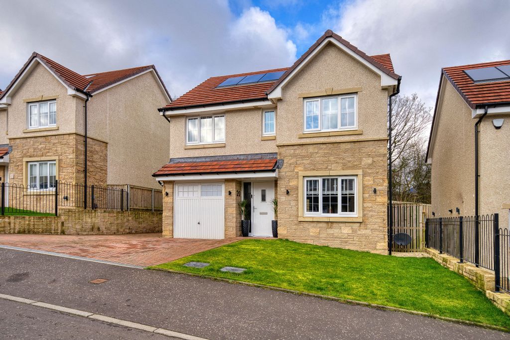 Property photo 1 of 41