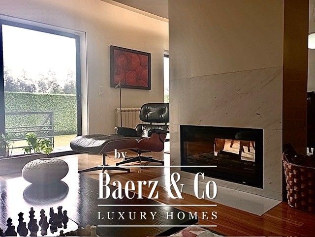 Property photo 2 of 26