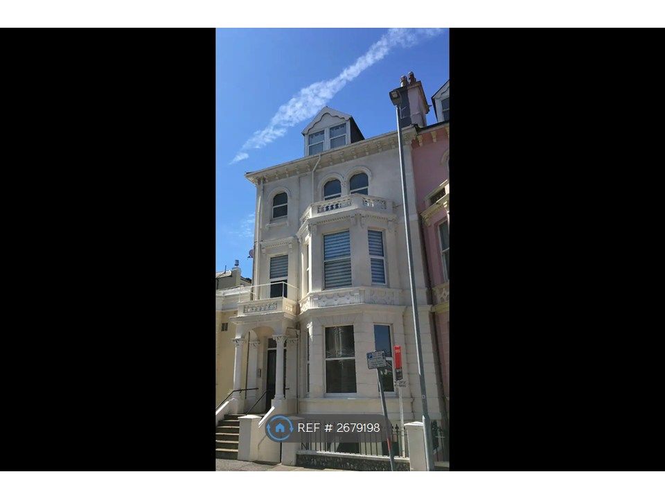 Property photo 1 of 16 Front Of Building