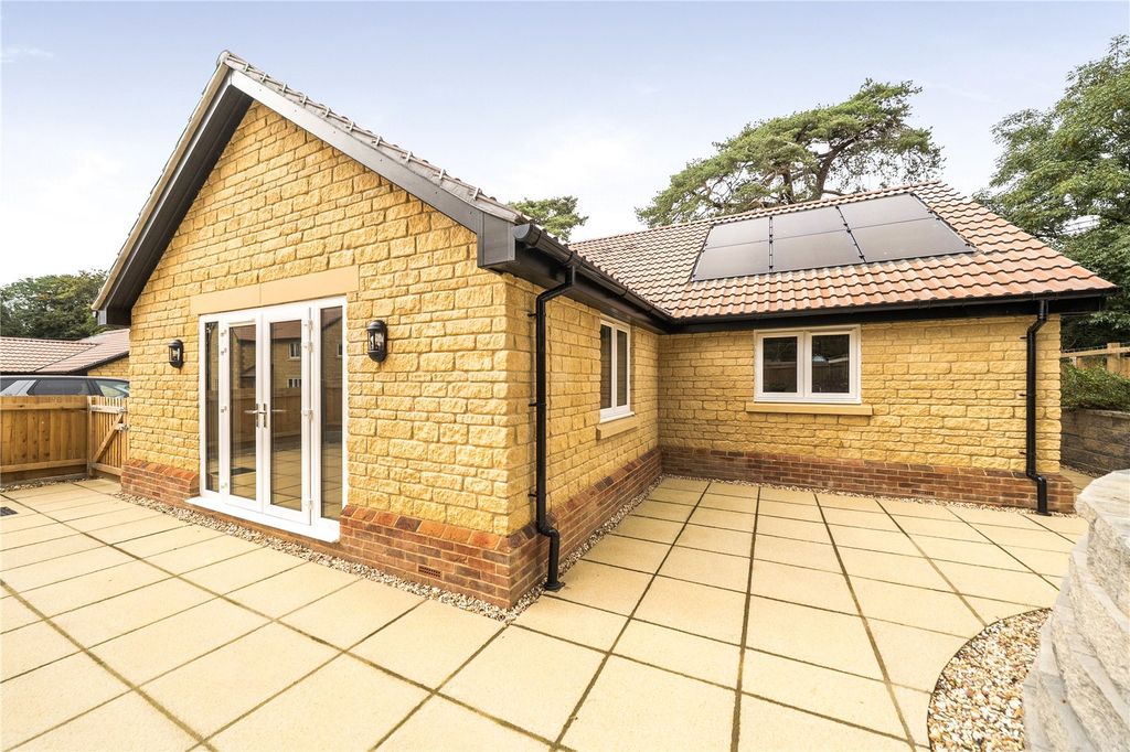 Property photo 2 of 18 Picture No. 03