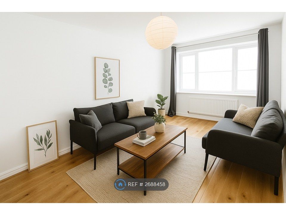 Property photo 1 of 17 Lounge