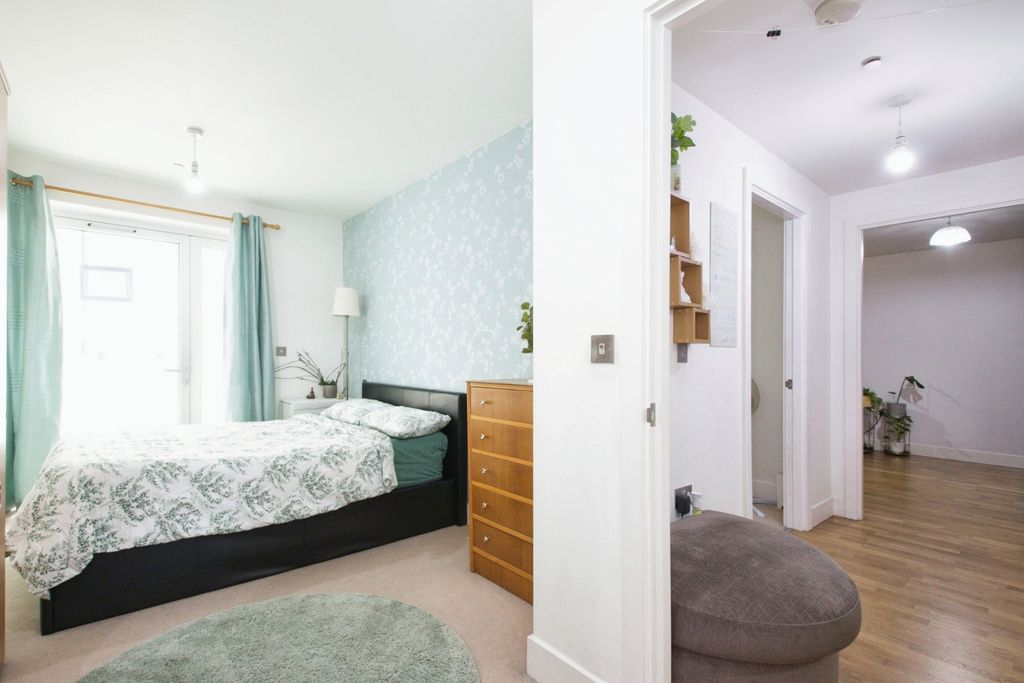 Property photo 3 of 13 Img_1156