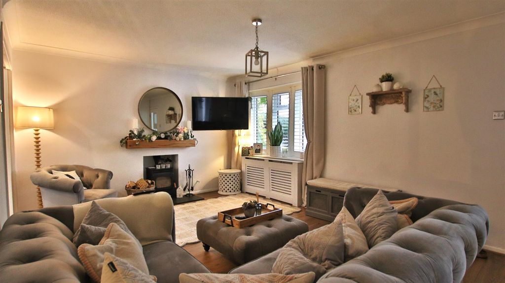 Property photo 2 of 21 Img_9990.Jpg