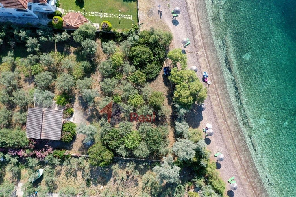 Property photo 2 of 29