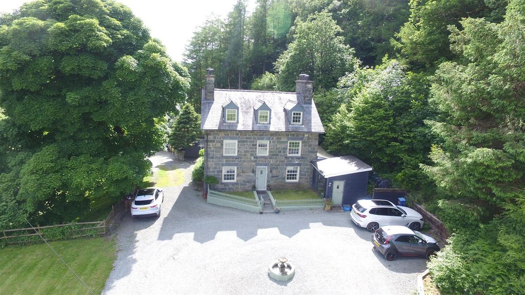 Property photo 3 of 49 Dji_0020.Jpg