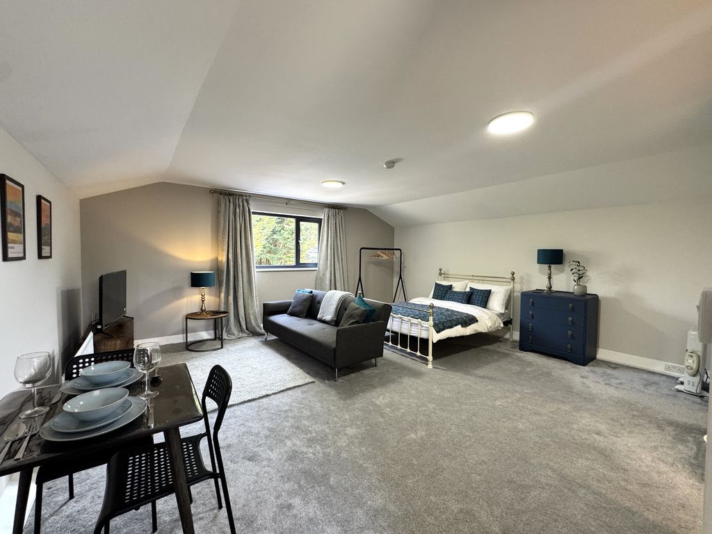 Property photo 3 of 19 Photo 3