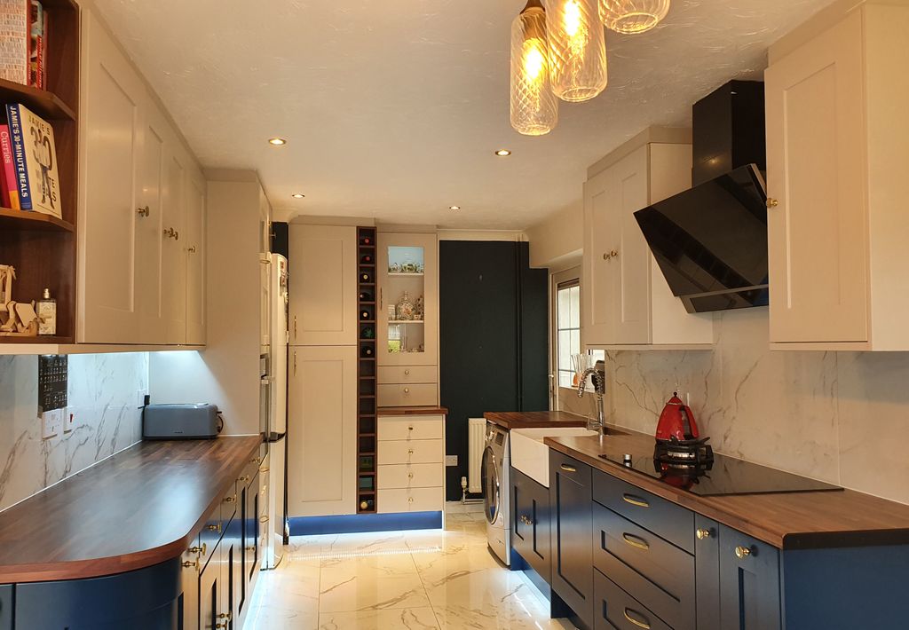 Property photo 1 of 20 Photo 0