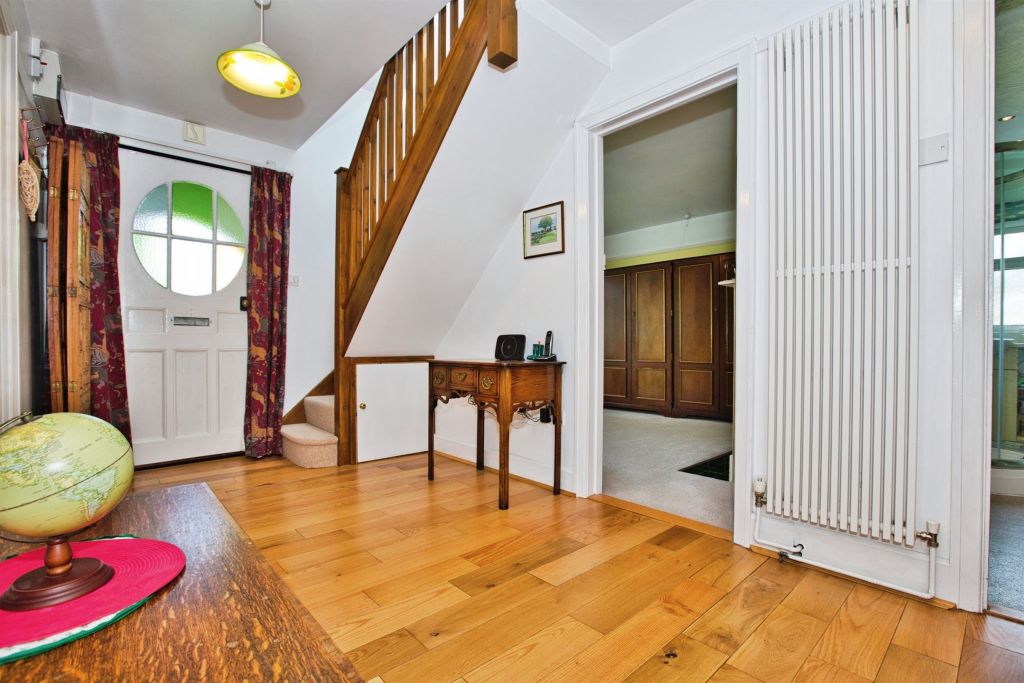 Property photo 3 of 23
